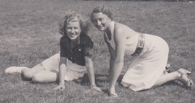 Tilly & Miep VaartjesN